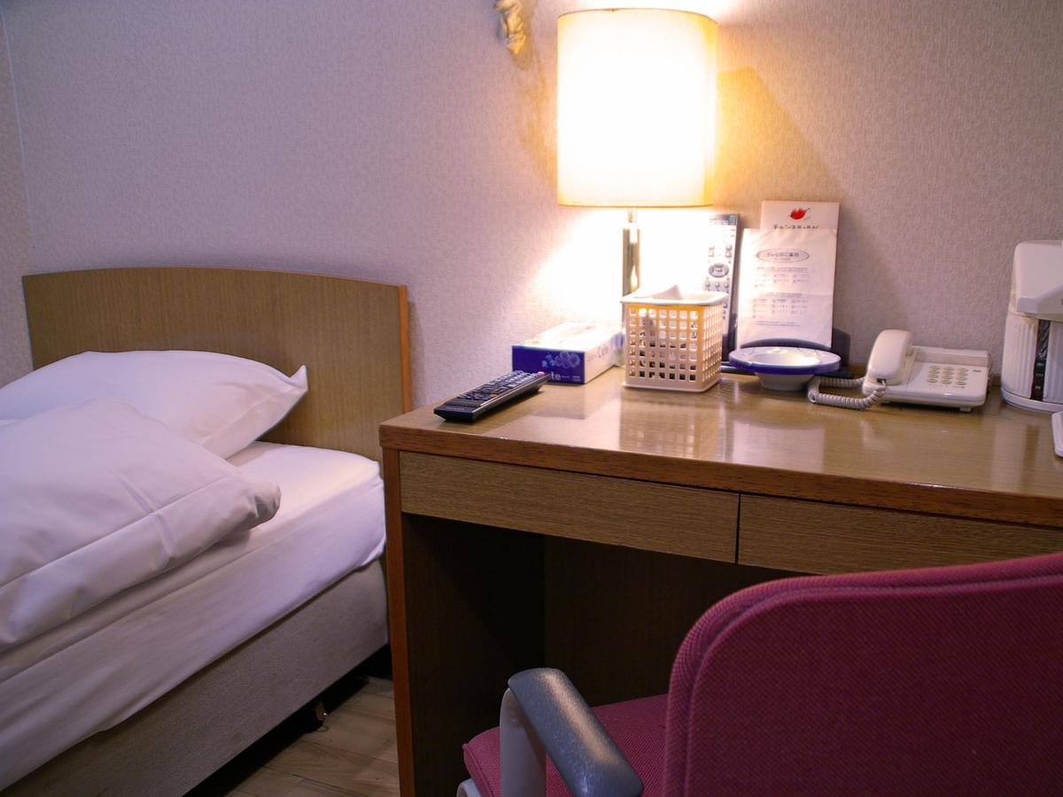 Business Hotel Sakigake Honkan Himeji Dış mekan fotoğraf