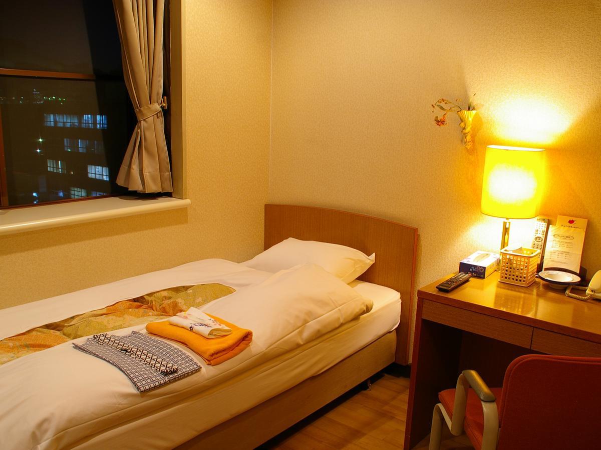 Business Hotel Sakigake Honkan Himeji Dış mekan fotoğraf