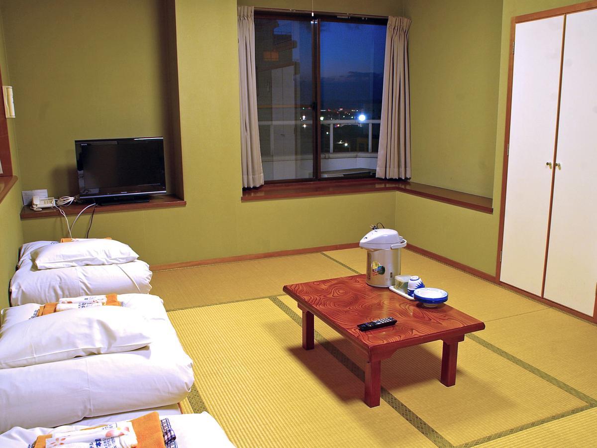Business Hotel Sakigake Honkan Himeji Dış mekan fotoğraf